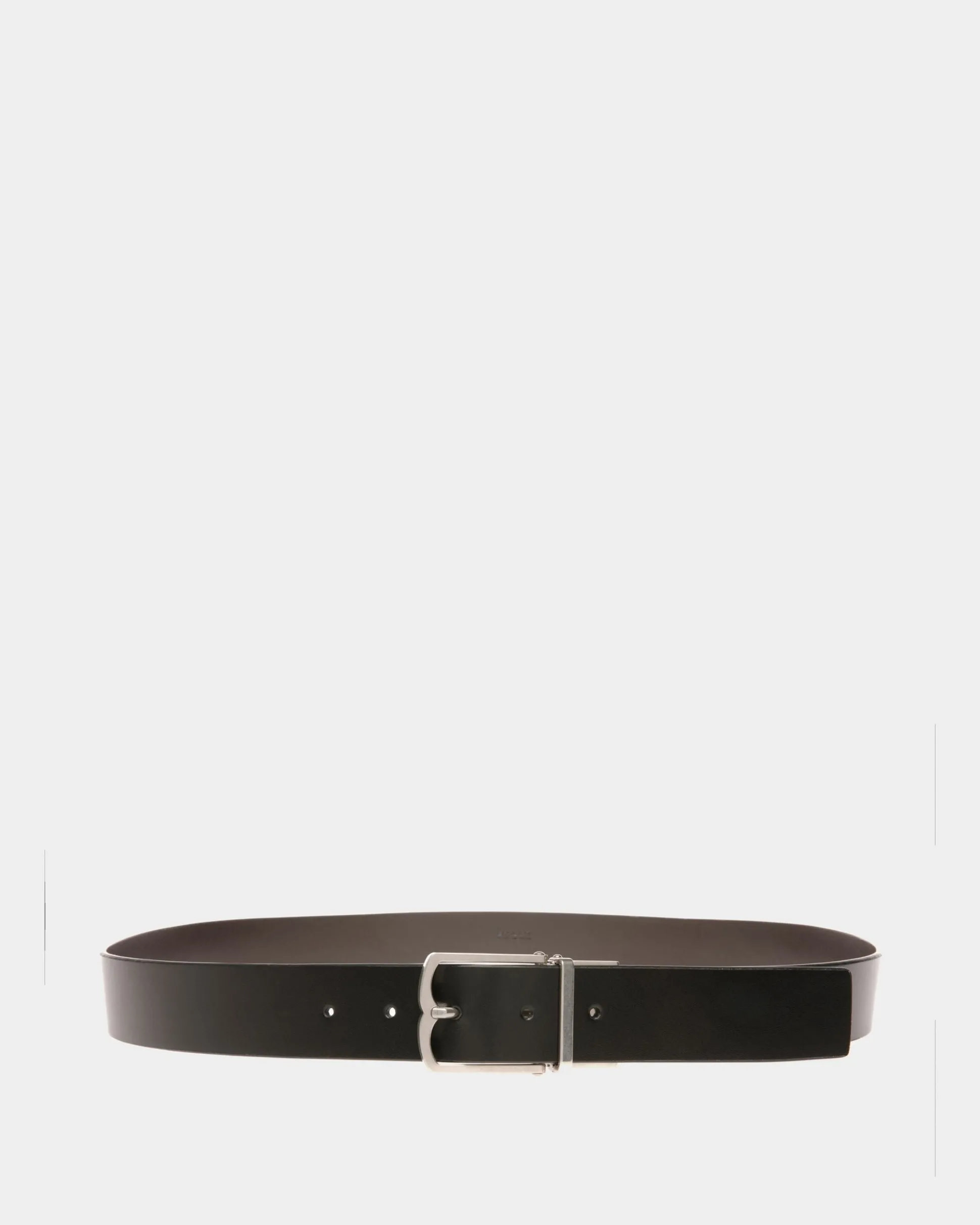 Anzuggürtel Aus Leder in Schwarz