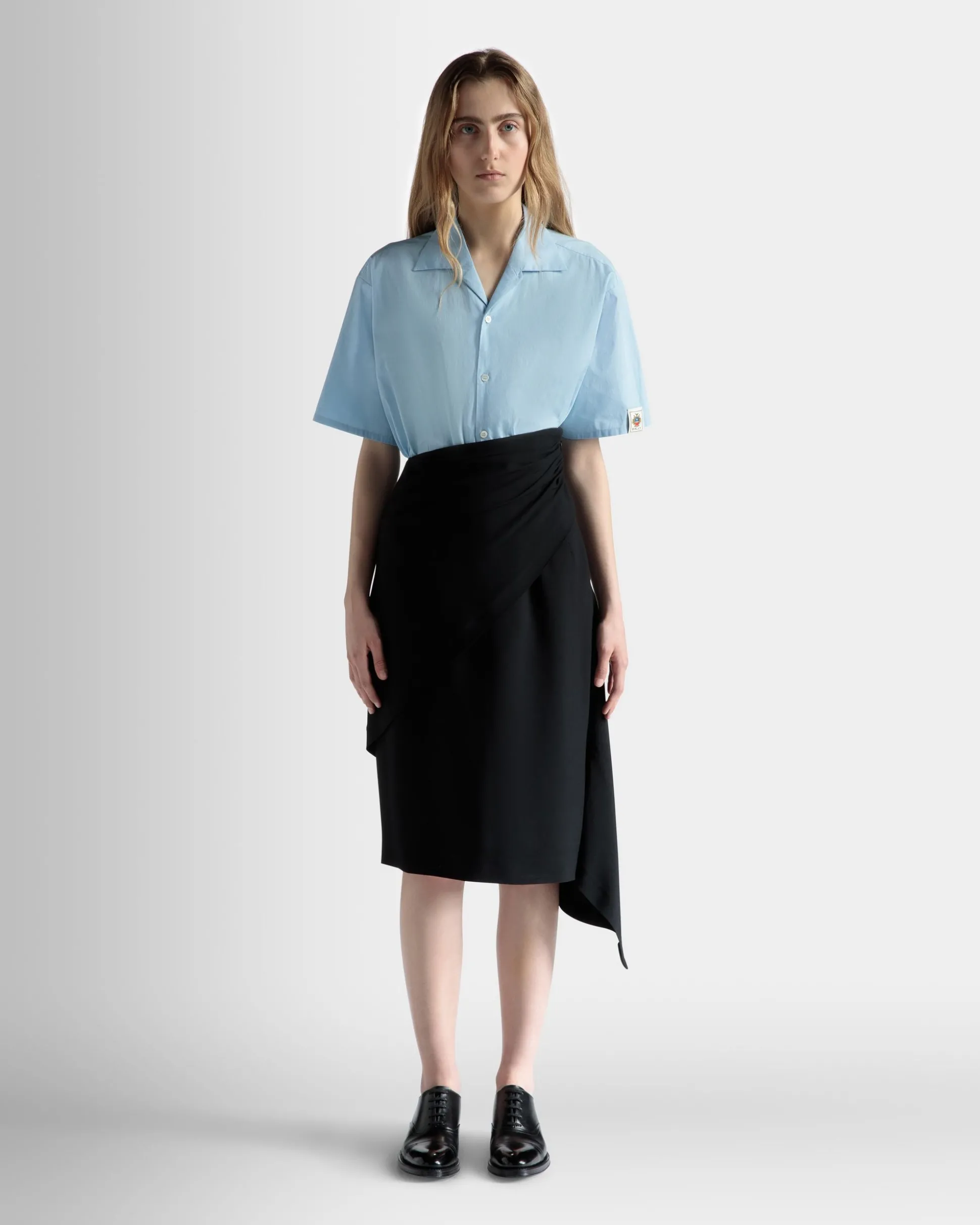 Asymmetrischer Midirock Aus Fließendem Crêpe In Schwarz