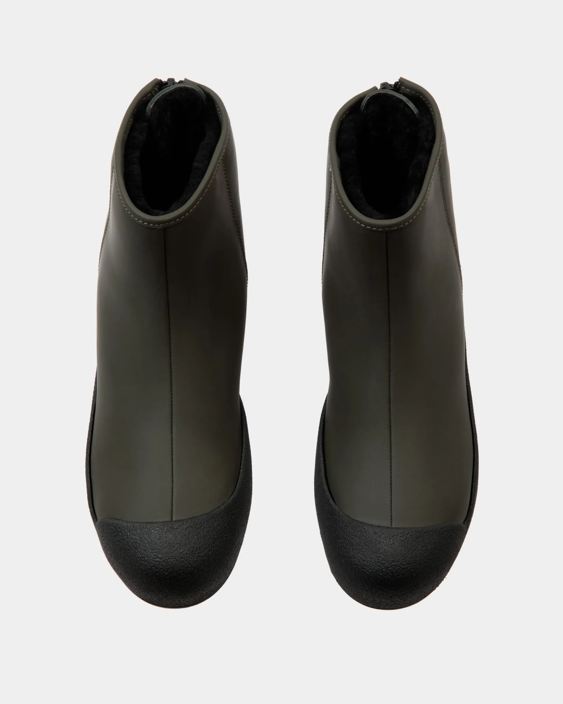 Bally Curling Stiefelette Aus Gummiertem Leder In Military Green