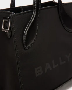 Bar Mini Tragetasche Aus Nylon Und Leder In Schwarz