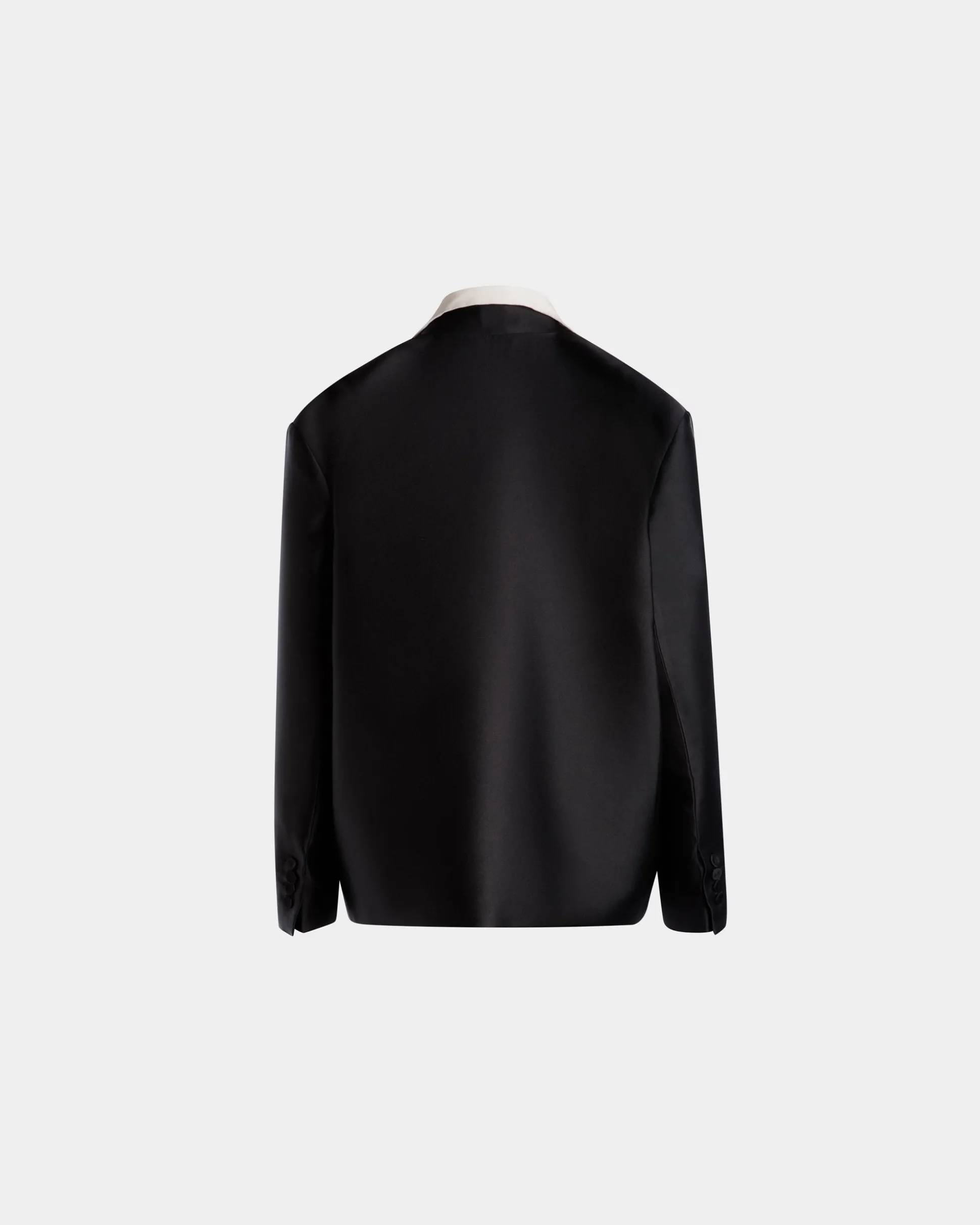 Blazer Mit Kontrastierendem Kragen Aus Schwarzer Seidenmischung