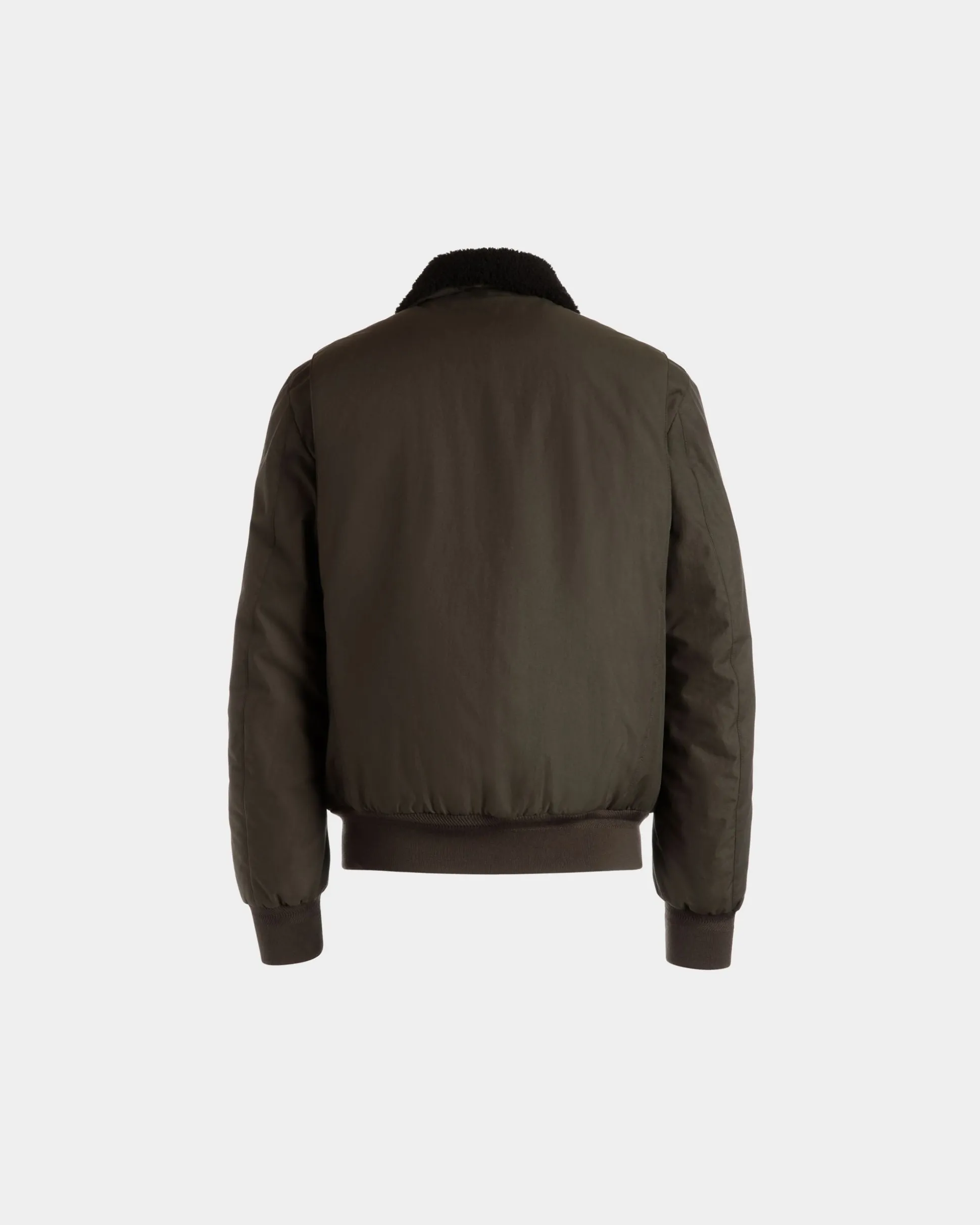 Bomberjacke Aus Nylon In Olive Green Aus Der Adrien Brody Travel-Kollektion