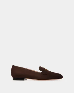 Daily Emblem Loafer In Veloursleder In Ebenholz