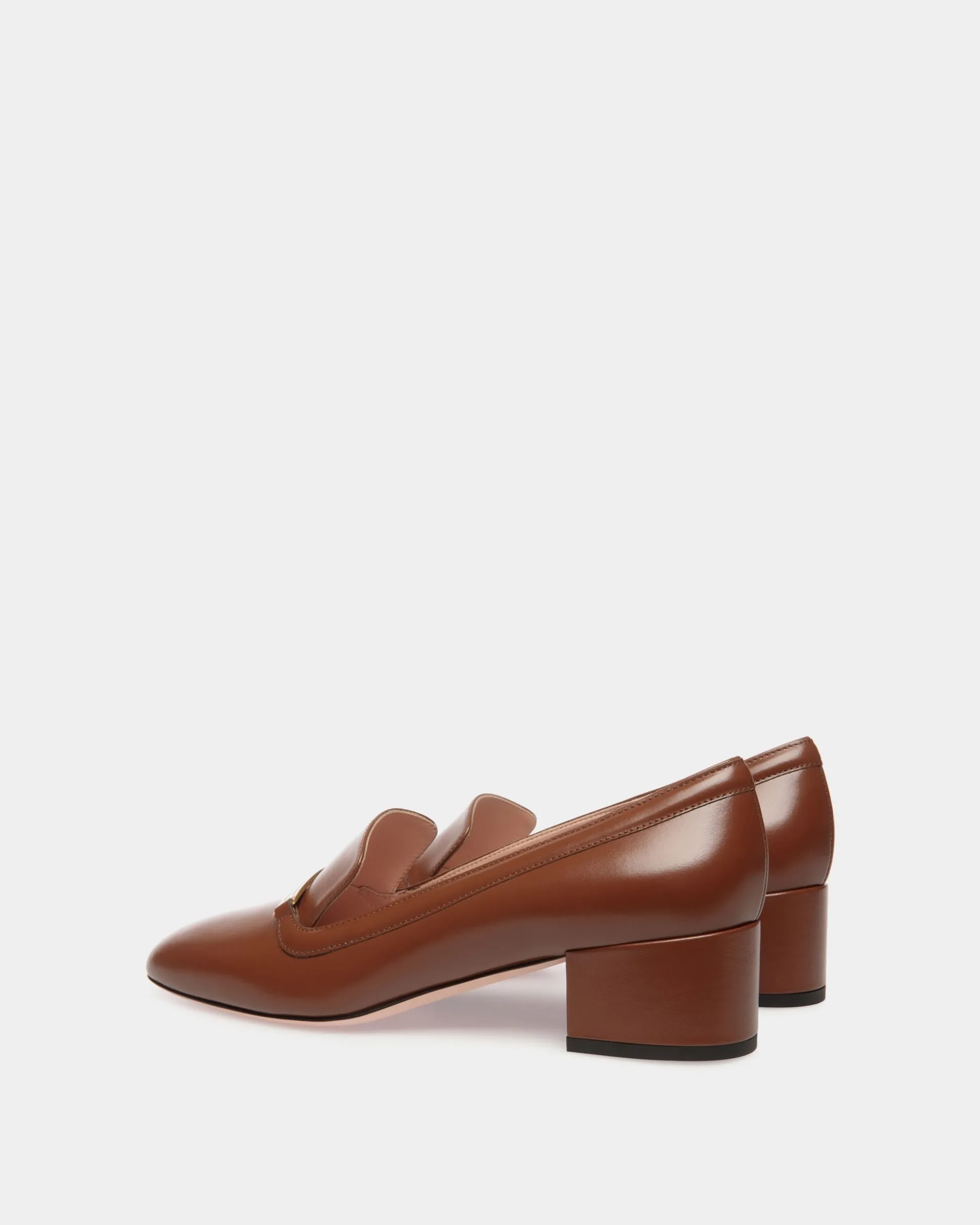Deco Pump In Braunem Leder
