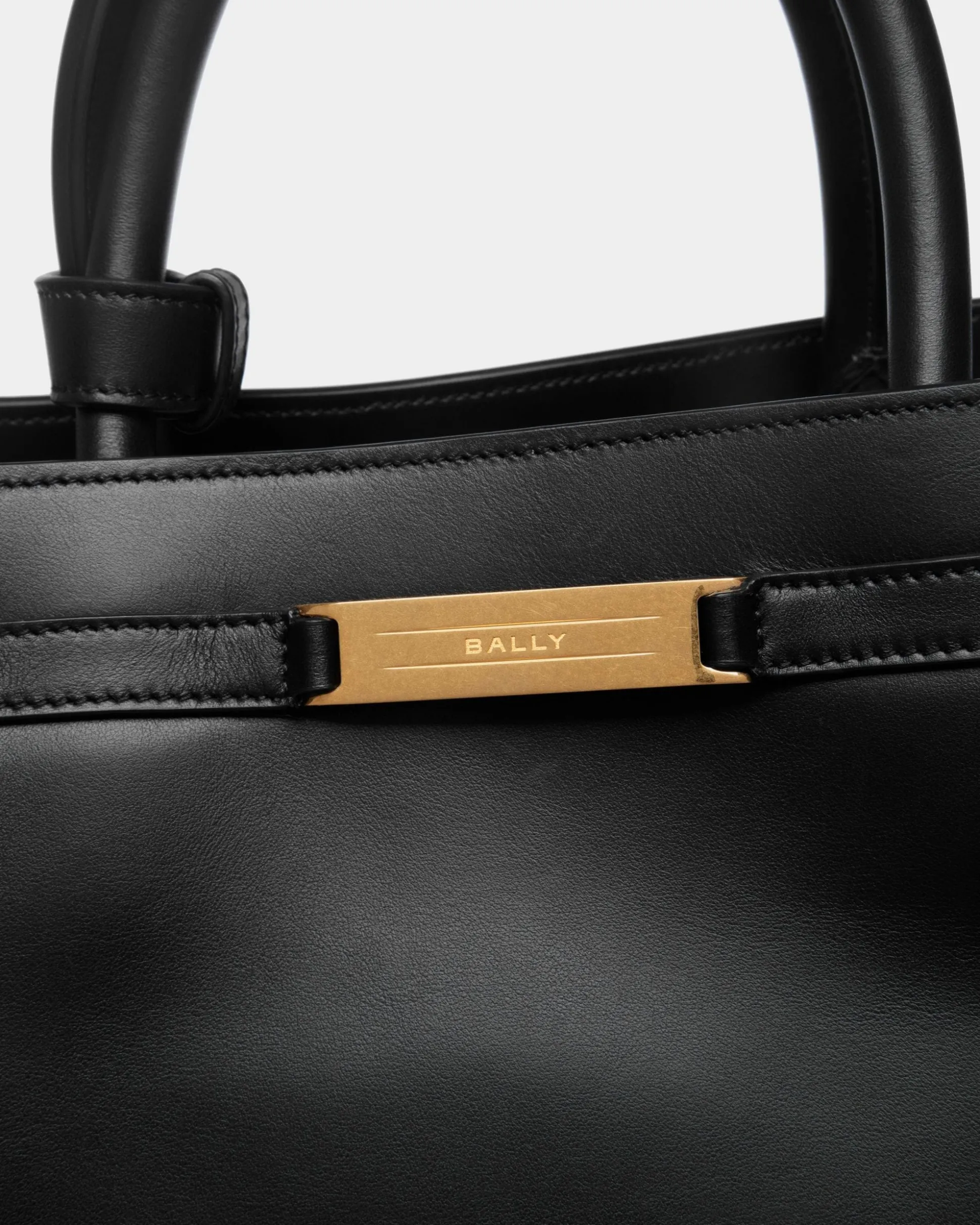 Deco Tragetasche Aus Leder In Schwarz
