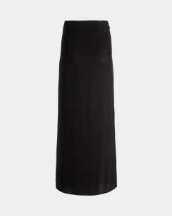 Drapierter Langer Rock Aus Fließendem Twill In Schwarz