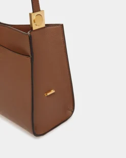 Emblem Schultertasche Aus Genarbtem Leder In Braun