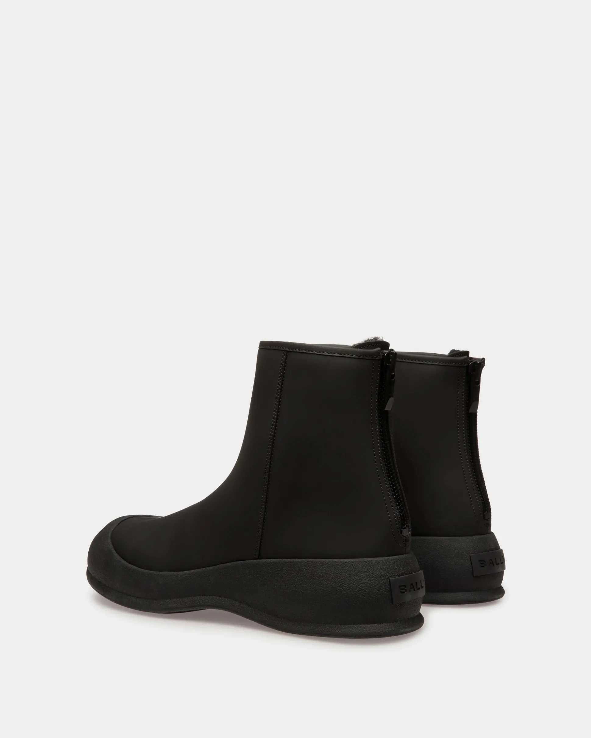 Frei Schneestiefel Aus Leder In Schwarz