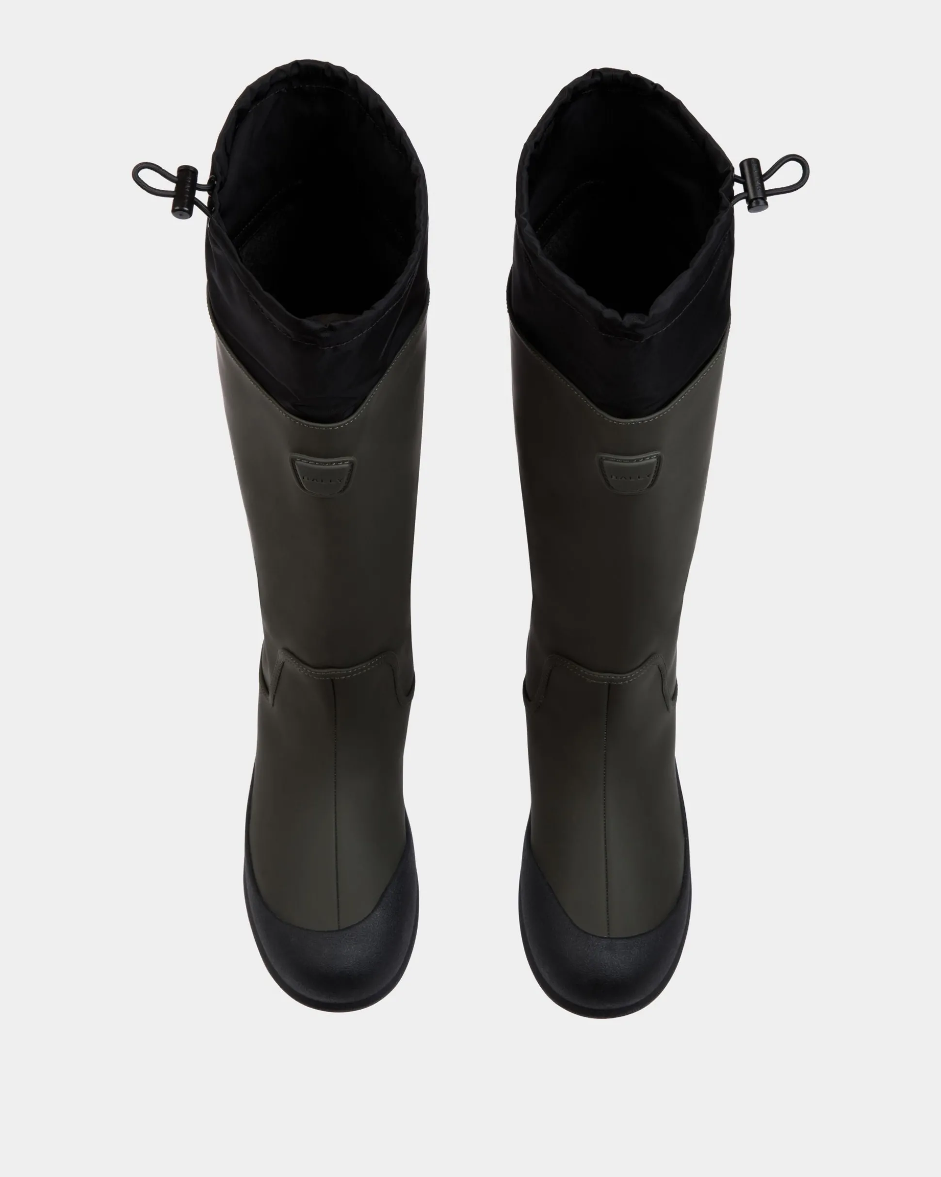Frei Stiefel Aus Gummiertem Leder In Military Green