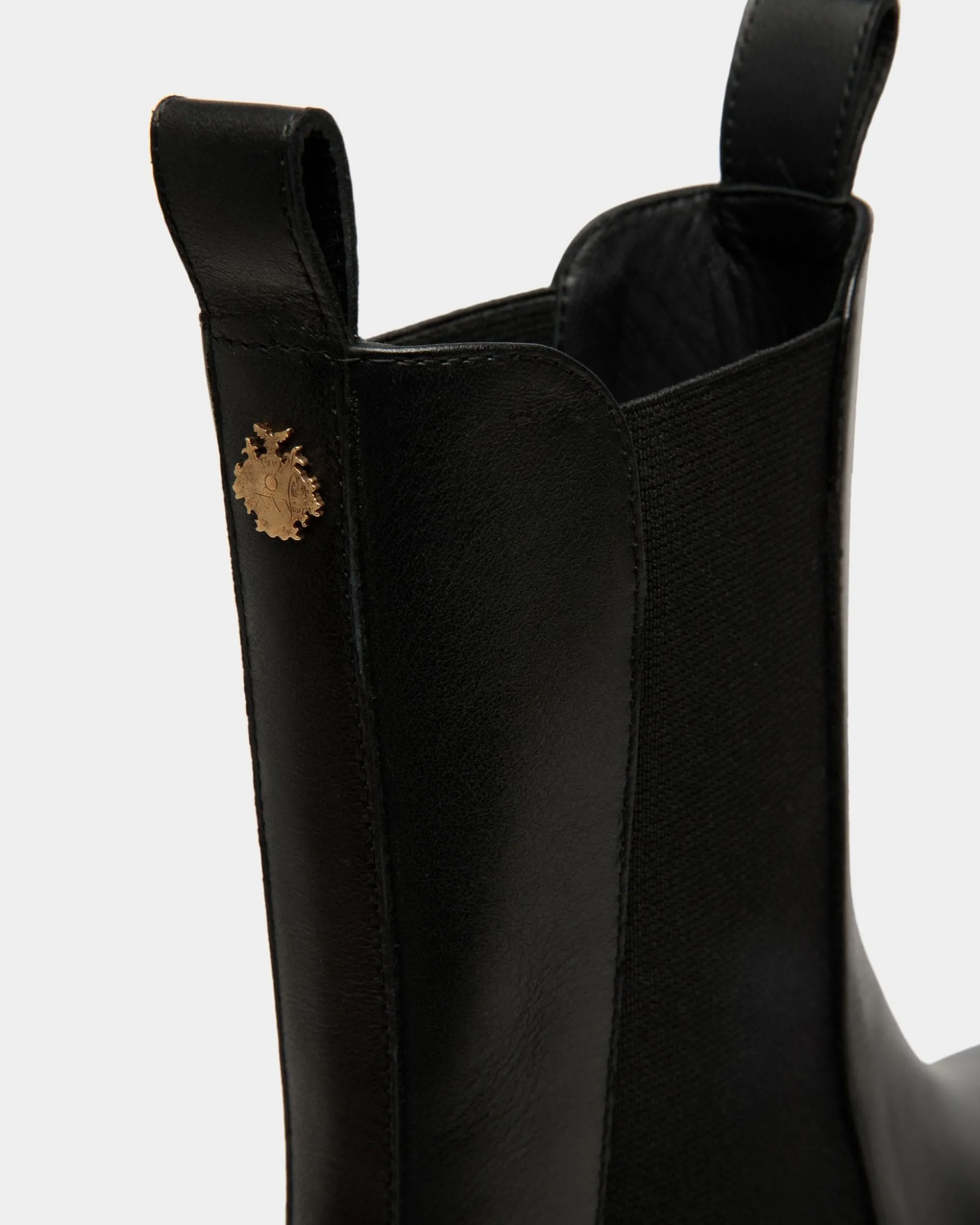 Gusto Bootie Aus Leder In Schwarz