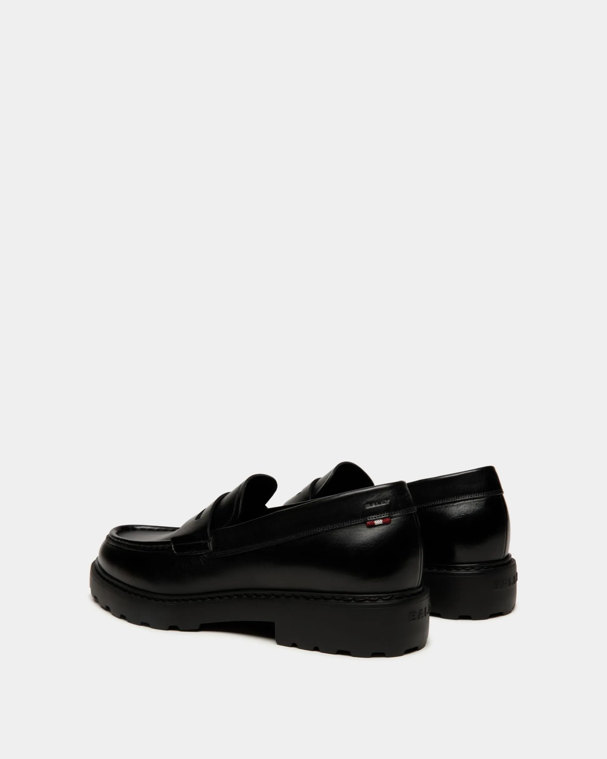 Gusto Loafer Aus Leder In Schwarz
