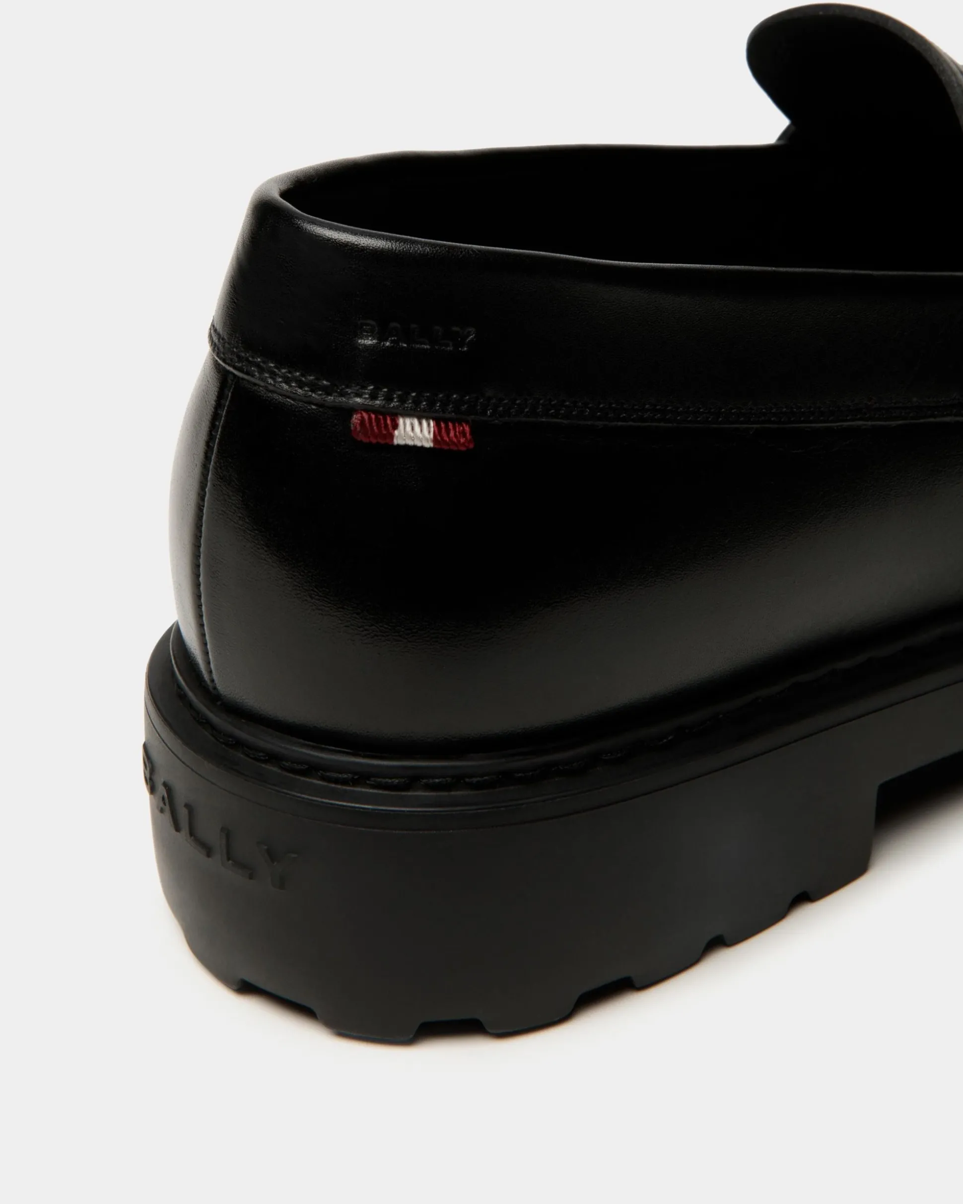 Gusto Loafer Aus Leder In Schwarz