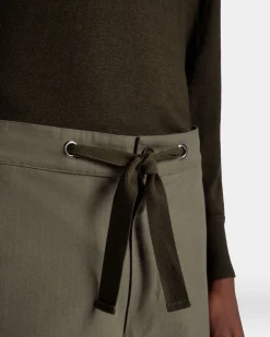 Hose Aus Baumwolle In Military Green Aus Der Adrien Brody Travel-Kollektion
