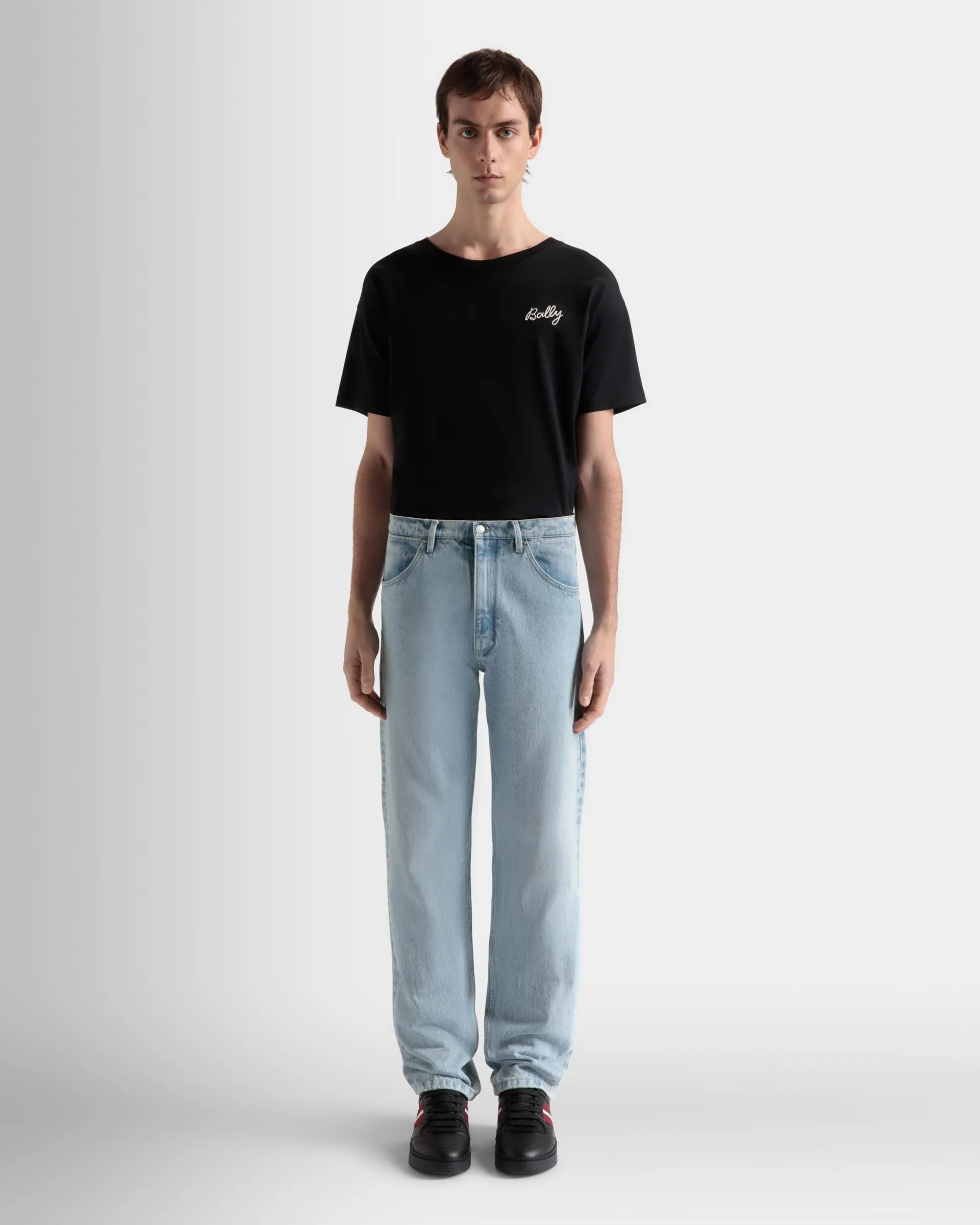 Jeanshose Aus Baumwolle In Hellem Indigoblau