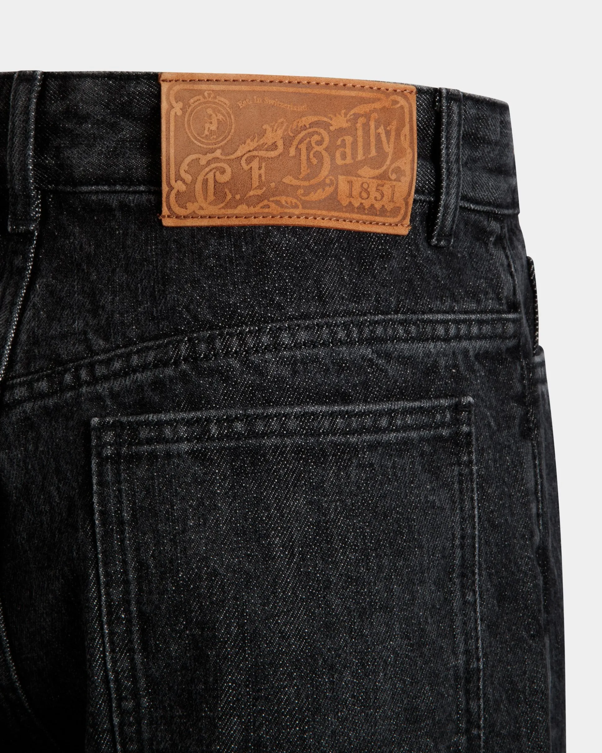 Jeanshose Mit Weitem Bein Aus Baumwolle In Grau