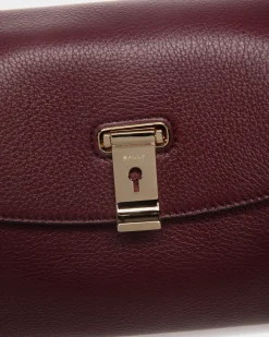 Kleine Lock Me Henkeltasche Aus Genarbtem Leder In Andorra