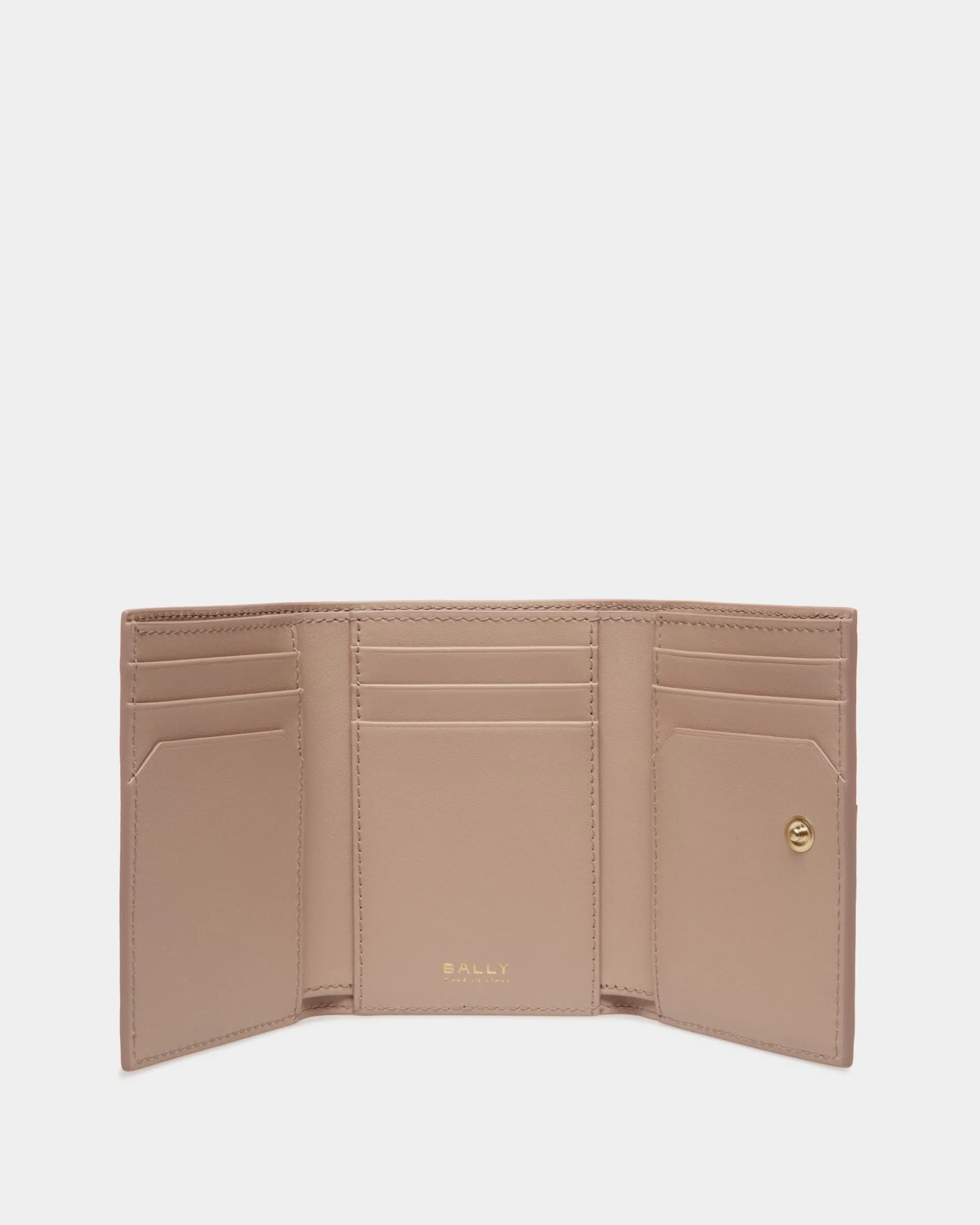 Lock Me Geldbörse Aus Genarbtem Leder In Light Beige