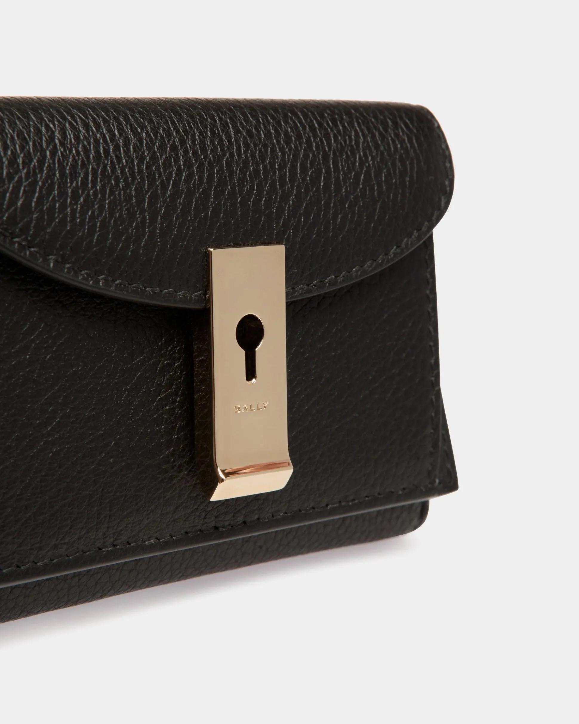 Lock Me Geldbörse Aus Genarbtem Leder In Schwarz