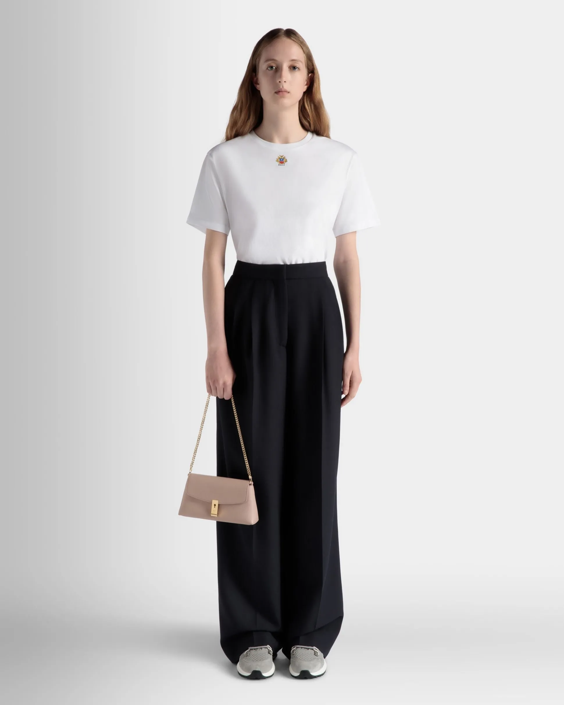 Lock Me Multifunktionale Minitasche Aus Genarbtem Leder In Hellbeige