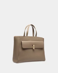 Lock Me Tragetasche Aus Genarbtem Leder In Taupe