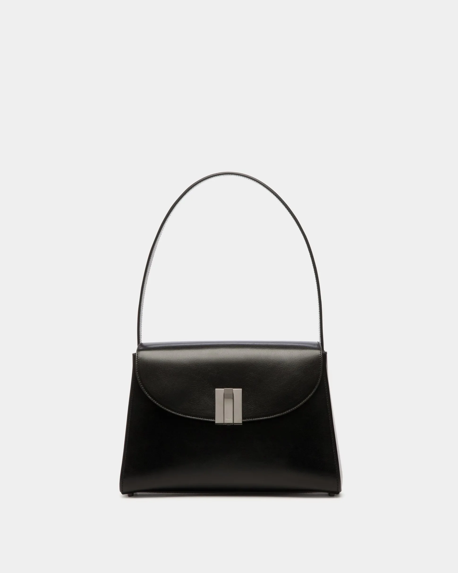 Ollam Schultertasche Aus Leder In Schwarz