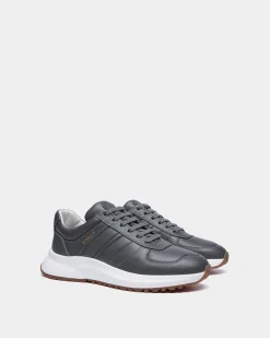 Outline Sneaker Aus Genarbtem Leder In Grau