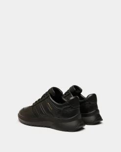Outline Sneaker Aus Leder In Schwarz