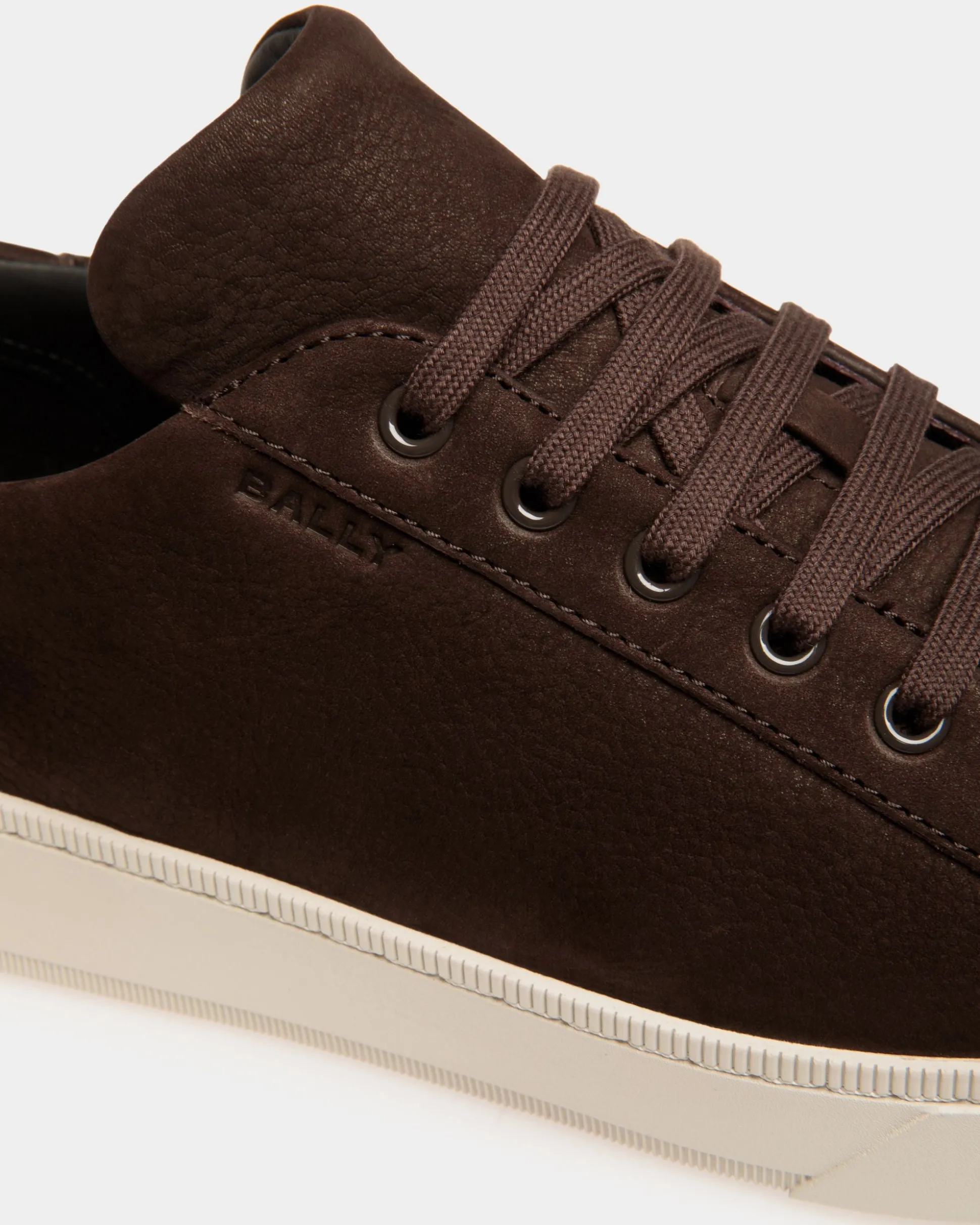 Raise Sneaker Aus Nubukleder In Ebenholzschwarz