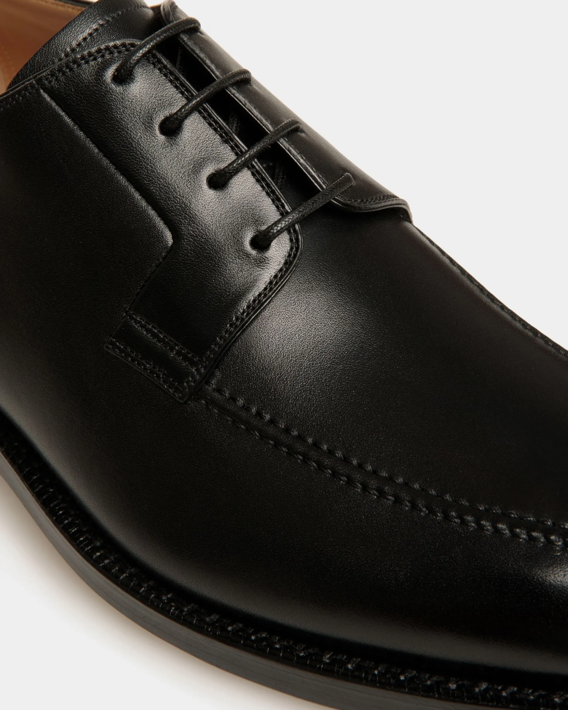 Schoenen Derby-Schuh Aus Leder In Schwarz