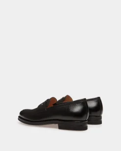 Schoenen Loafer Aus Geprägtem Leder