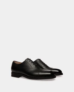 Schoenen Oxford-Schuhe Aus Genarbtem Leder In Schwarz