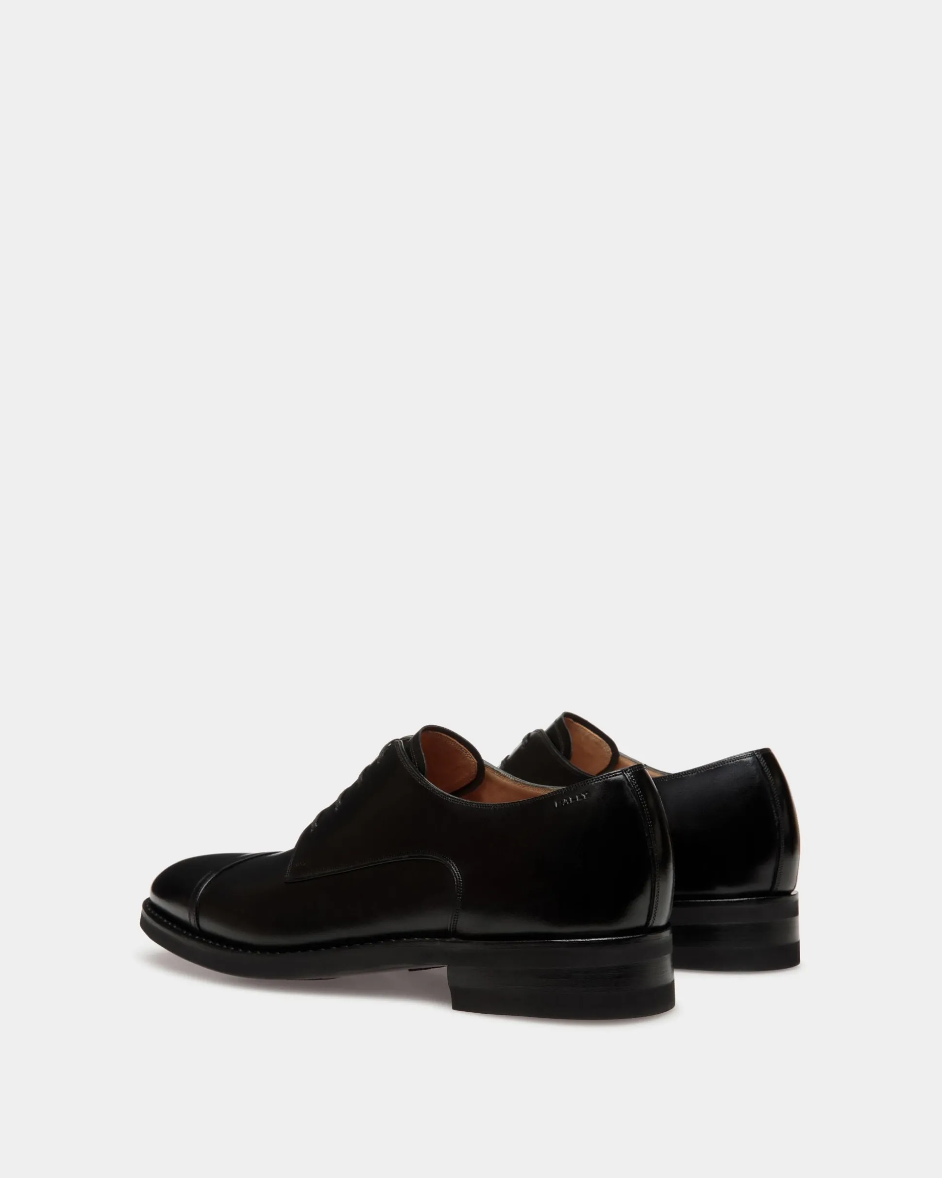 Scribe Un Derby-Schuh Aus Leder In Schwarz
