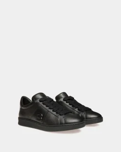 Sneaker Aus Leder In Schwarz Aus Der Adrien Brody Travel-Kollektion