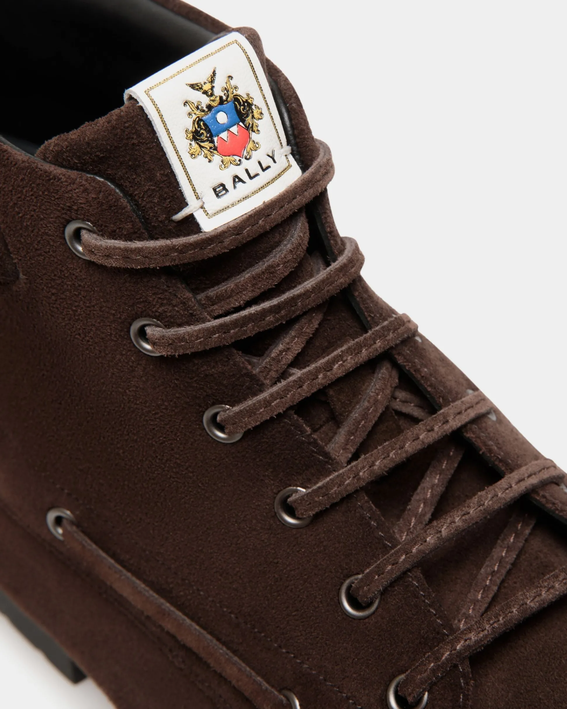 Stiefelette Plume Aus Ebenholzfarbenem Veloursleder