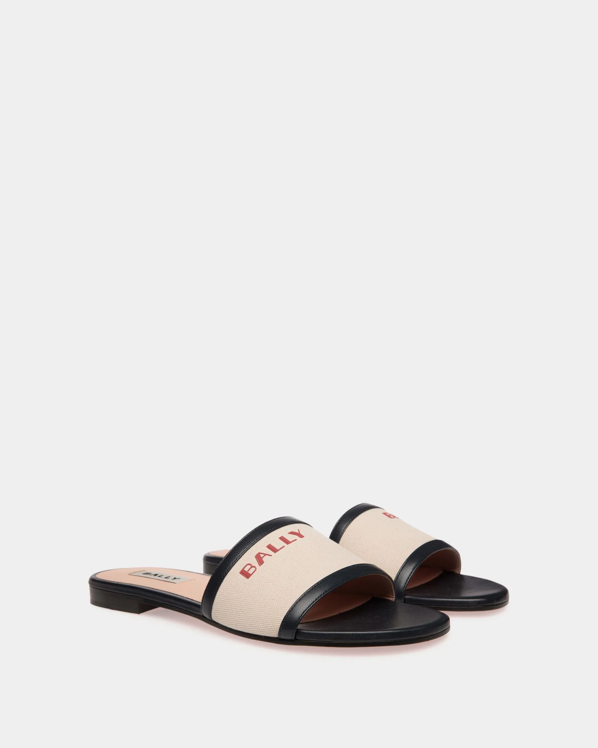 Summer Capsule Pantolette Aus Canvas Und Leder In Natur Und Marineblau