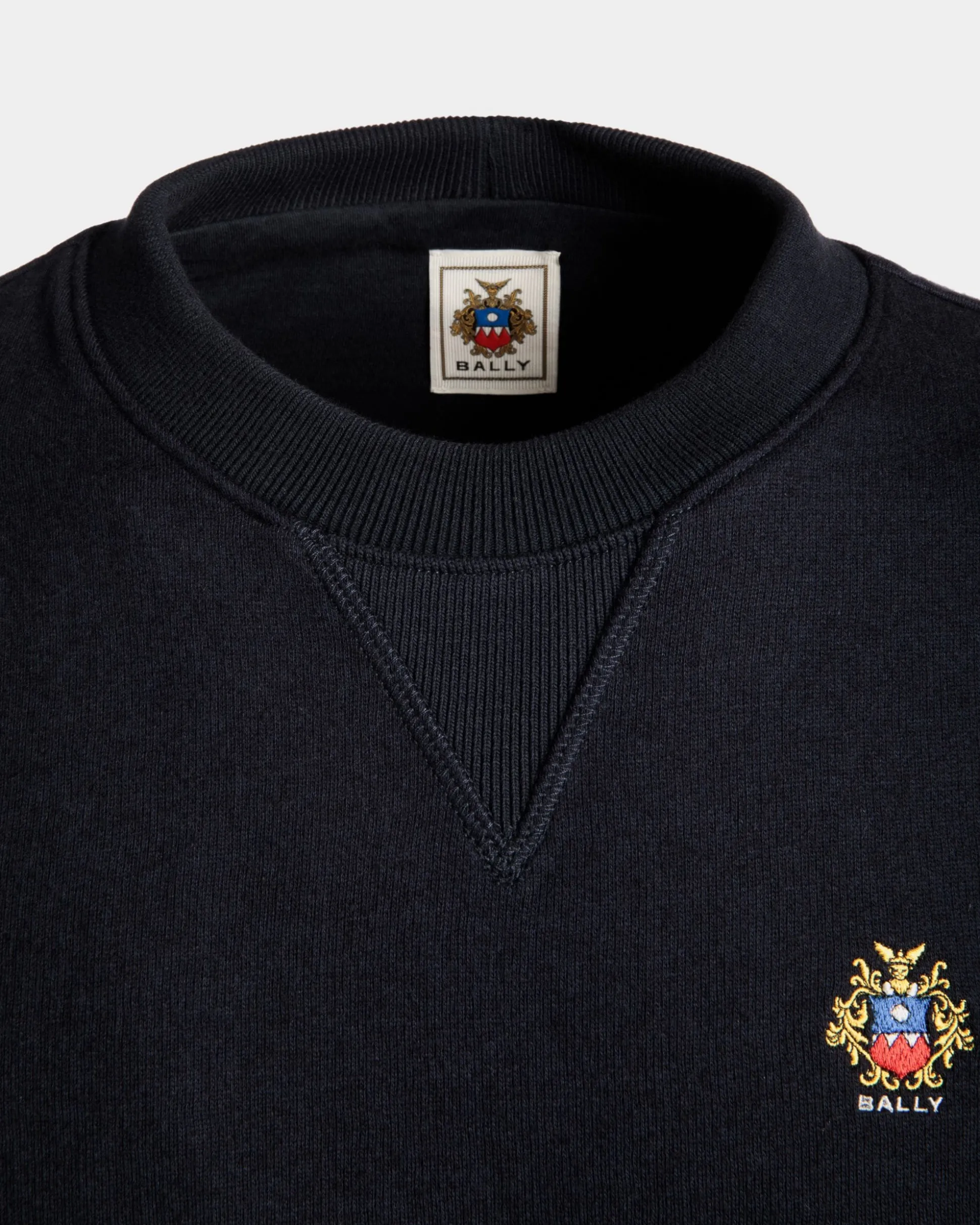 Sweatshirt Mit Rundhalsausschnitt Aus Kaschmirgemisch In Navy Blue Aus Der Adrien Brody Travel-Kollektion