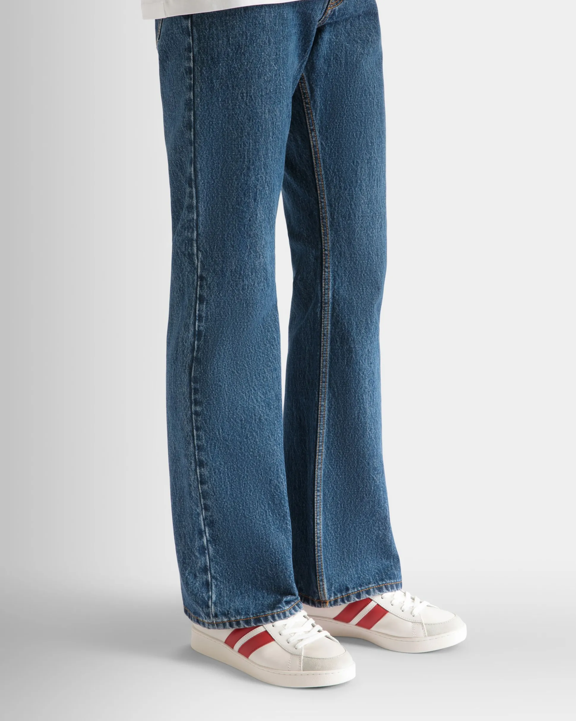 Tennis Sneaker Aus Leder In Weiß Und Candy Red