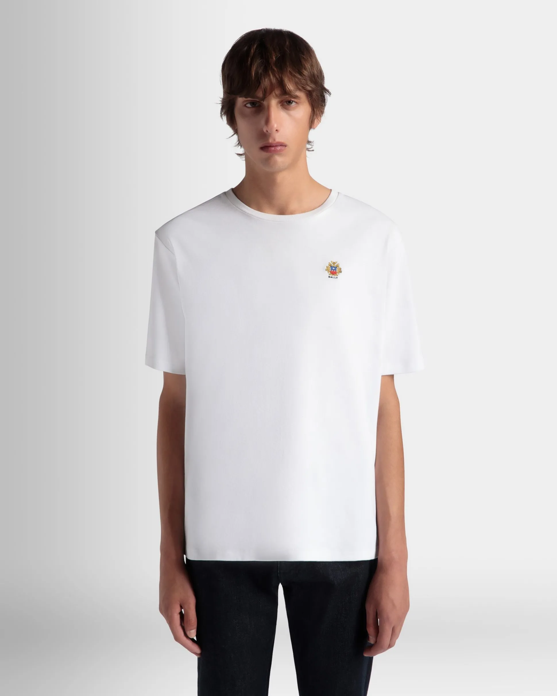 T-Shirt Aus Baumwolle In Weiß Aus Der Adrien Brody Travel-Kollektion