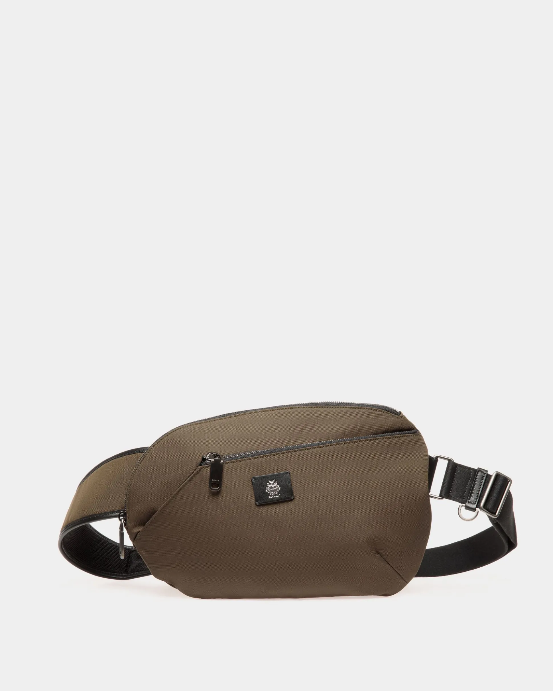 Umhängetasche Aus Nylon In Military Green Aus Der Adrien Brody Travel-Kollektion